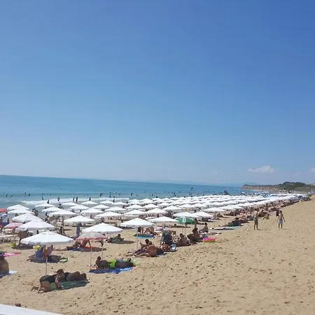 златна дюна-фешева Apartment Nesebar